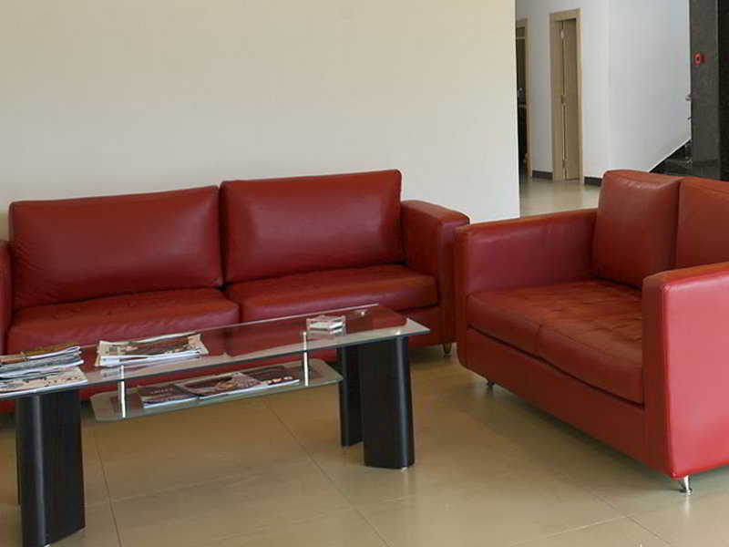 Oyster Suites Haydarabad Dış mekan fotoğraf