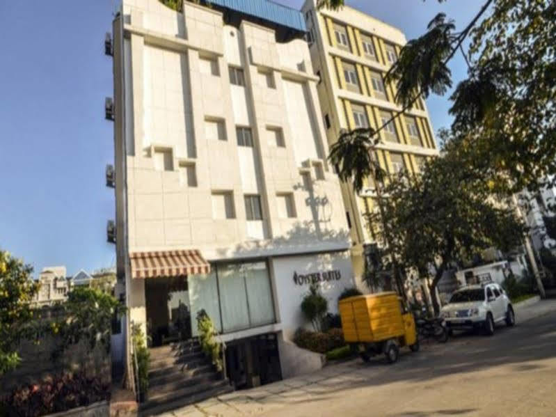 Oyster Suites Haydarabad Dış mekan fotoğraf