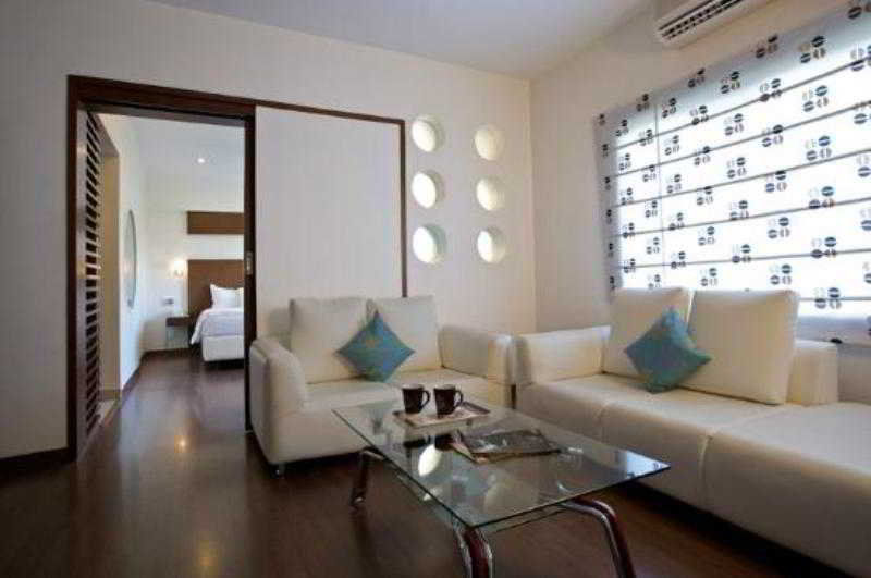 Oyster Suites Haydarabad Dış mekan fotoğraf