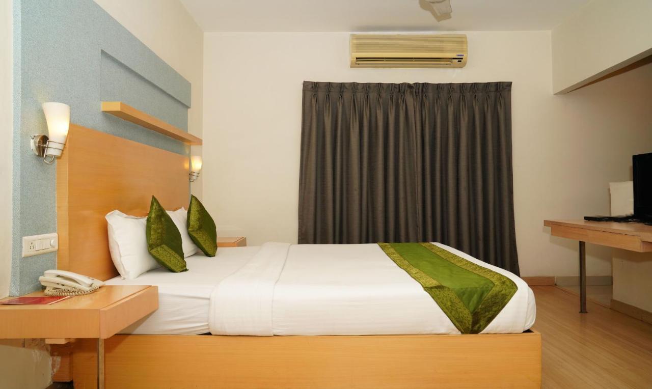 Oyster Suites Haydarabad Dış mekan fotoğraf