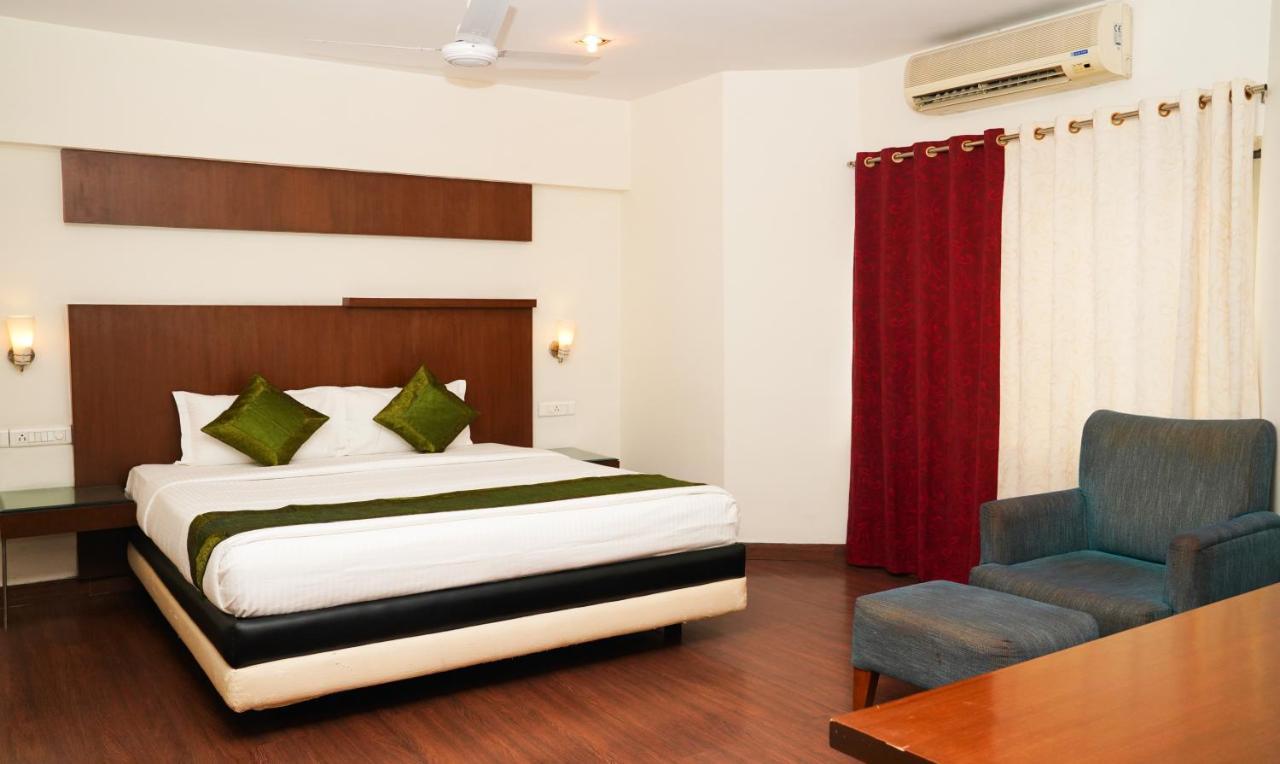 Oyster Suites Haydarabad Dış mekan fotoğraf