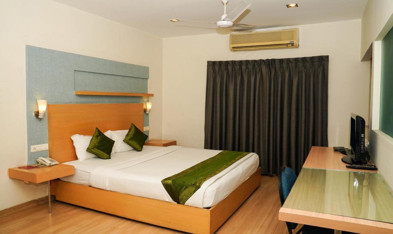 Oyster Suites Haydarabad Dış mekan fotoğraf